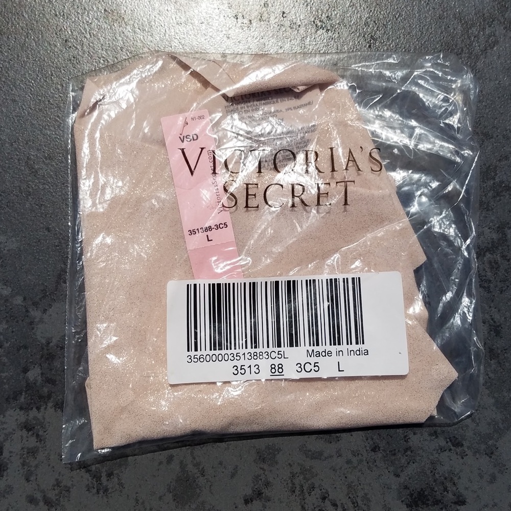 VICTORIA’S SECRET No-Show HIPHUGGER PANTY SZ L NWT